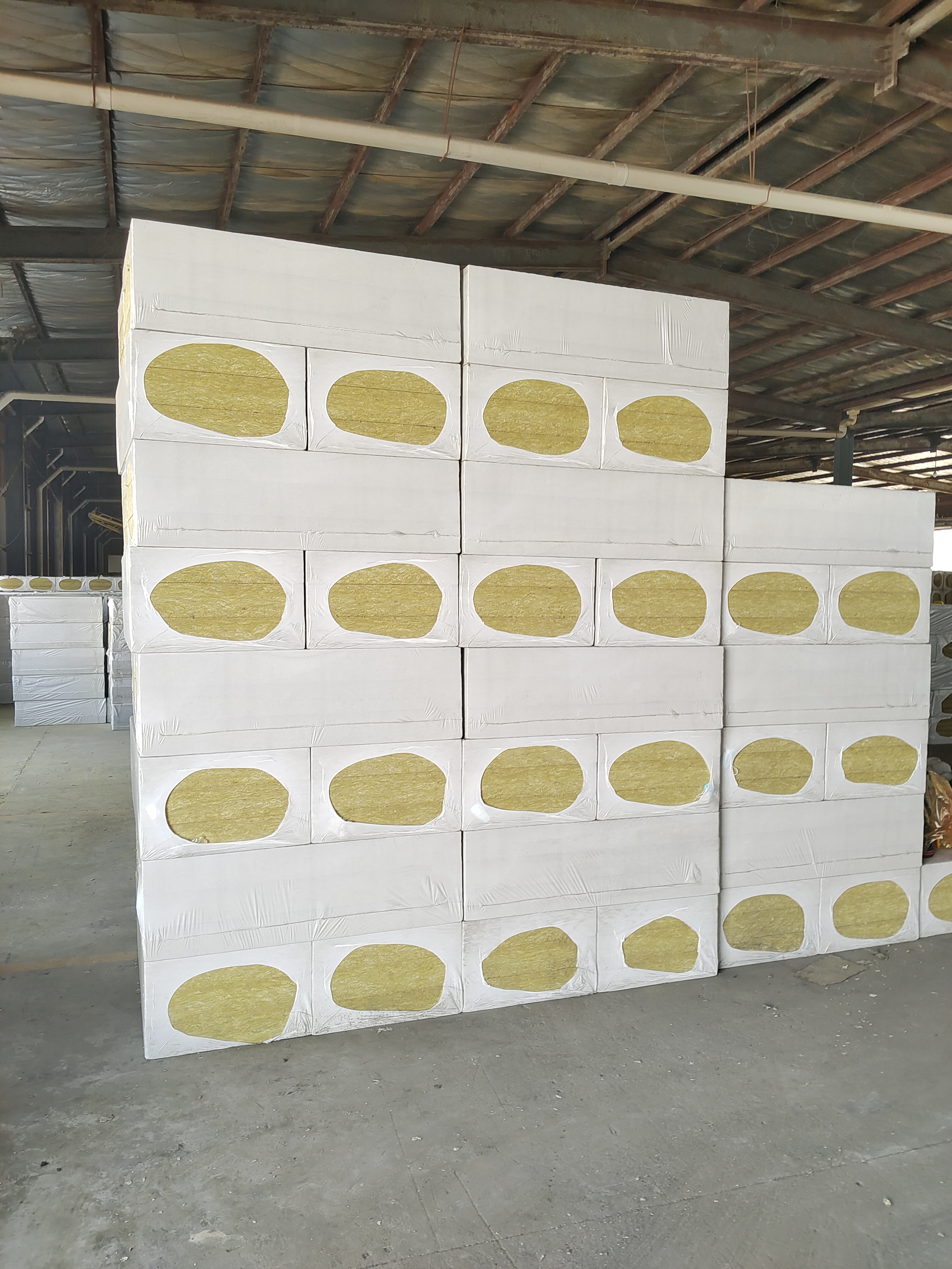 外墙保温岩棉板价格多少